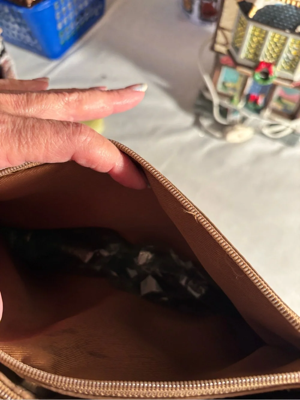 Leather Crossbody Bag in Taupe